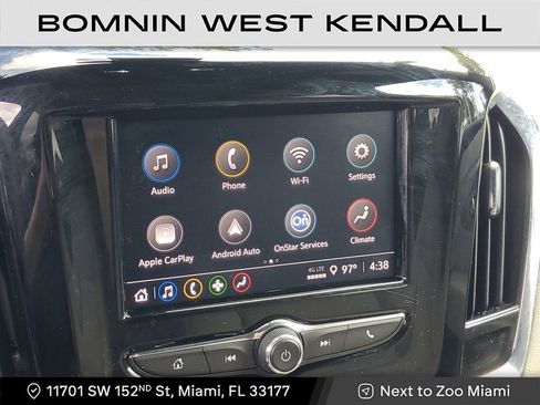 Used 2023 Chevrolet Traverse LS image 24