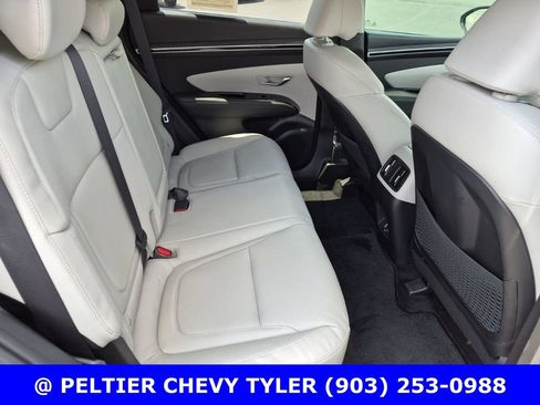 Used 2023 Hyundai Tucson Limited AWD/4WD image 15