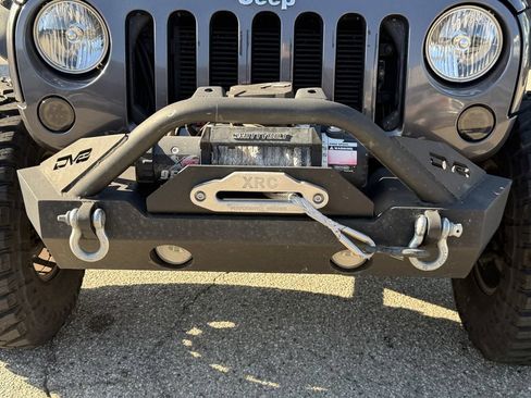 Used 2016 Jeep Wrangler Unlimited Sport AWD/4WD image 10