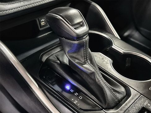 Used 2024 Toyota Highlander LE image 22