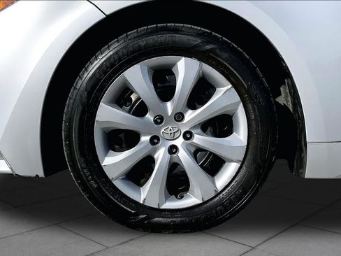 Used 2022 Toyota Corolla LE FWD image 11