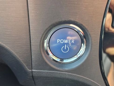 Used 2017 Toyota Prius C Three FWD image 26
