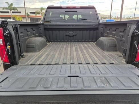 Used 2025 Chevrolet Silverado 1500 High Country w/ Midnight Edition AWD/4WD image 27