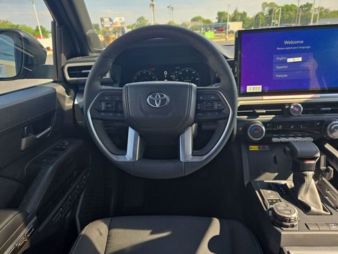 New 2026 Toyota Tacoma TRD Off-Road AWD/4WD image 13