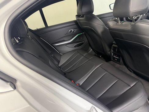 Used 2025 BMW 330i xDrive Sedan AWD/4WD image 29