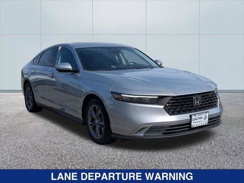 Used 2024 Honda Accord EX image 7