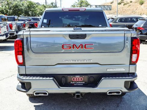 Used 2020 GMC Sierra 1500 Elevation w/ Elevation Value Package AWD/4WD image 7