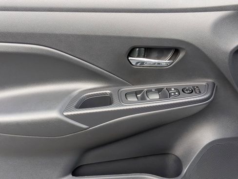 New 2025 Nissan Versa SV image 11