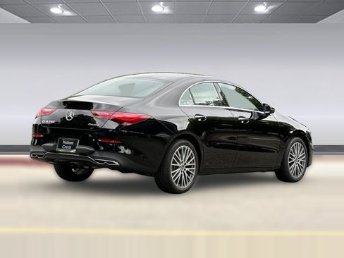 Certified 2025 Mercedes-Benz CLA 250 4MATIC image 8