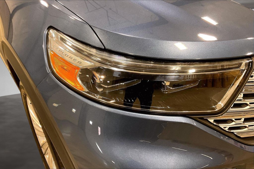 Used 2020 Ford Explorer Limited AWD/4WD image 34