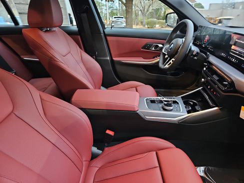 New 2026 BMW 330i Sedan w/ M Sport Package image 10