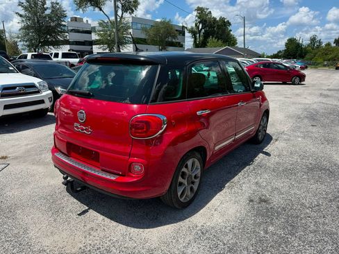 Used 2014 FIAT 500L Lounge FWD image 4