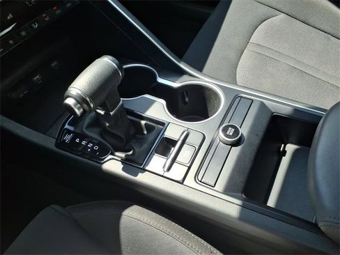 Used 2022 Kia K5 LXS image 28