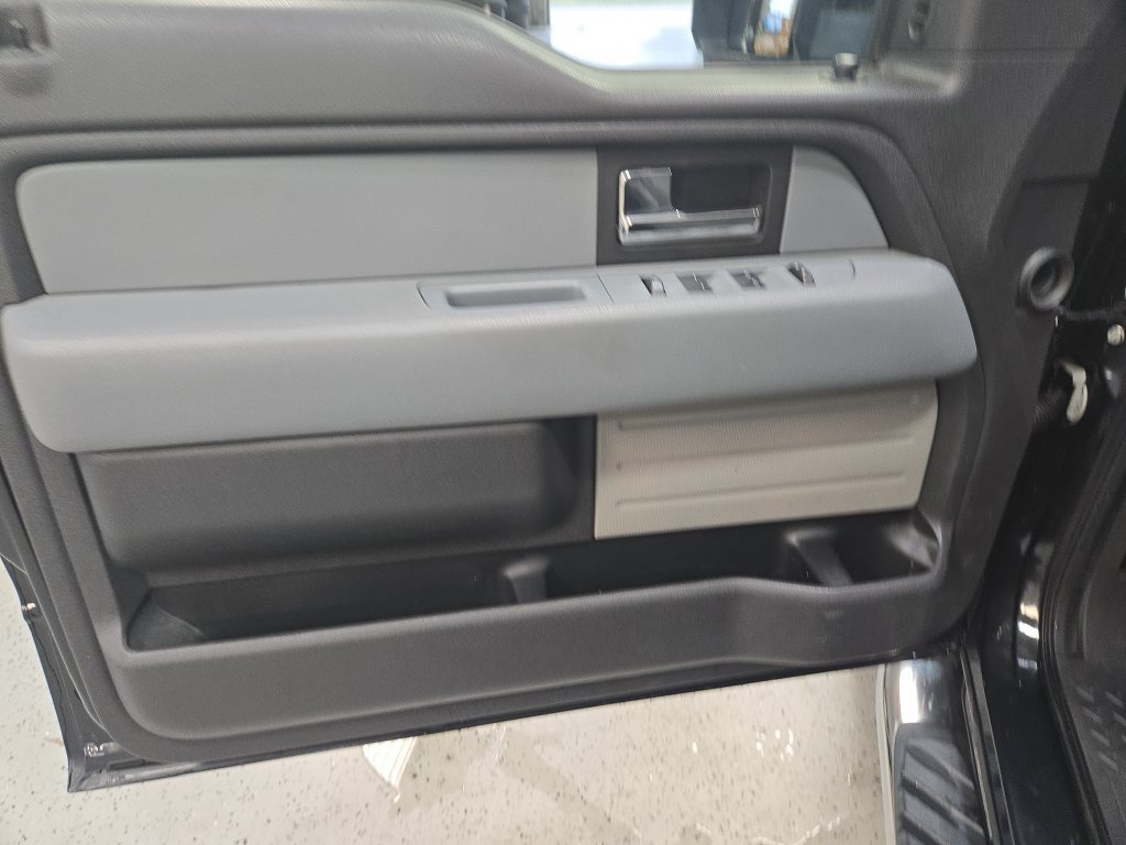Used 2012 Ford F150 XLT w/ XLT Chrome Pkg AWD/4WD image 11