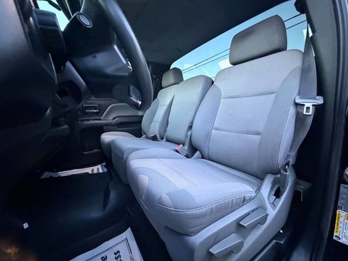 Used 2017 GMC Sierra 1500 2WD Regular Cab image 9