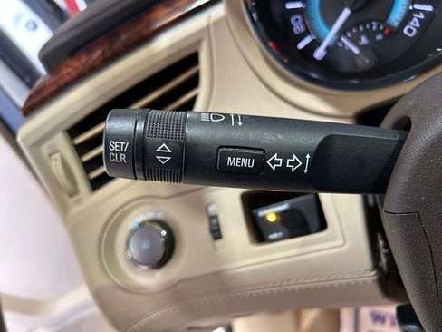 Used 2013 Buick LaCrosse Leather FWD image 16
