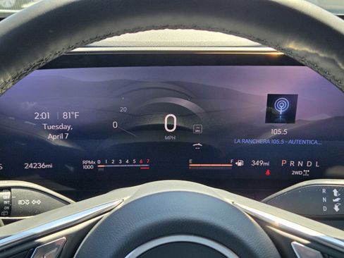 Certified 2025 Buick Enclave Preferred image 27