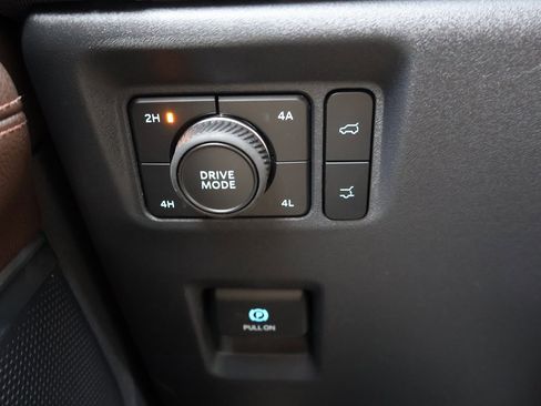 New 2025 Ford Expedition King Ranch image 33