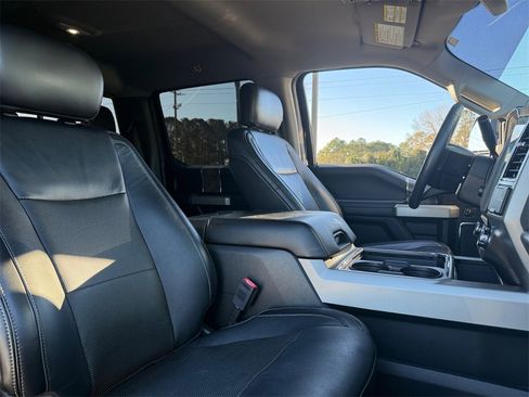 Used 2019 Ford F250 Lariat w/ Lariat Ultimate Package image 19
