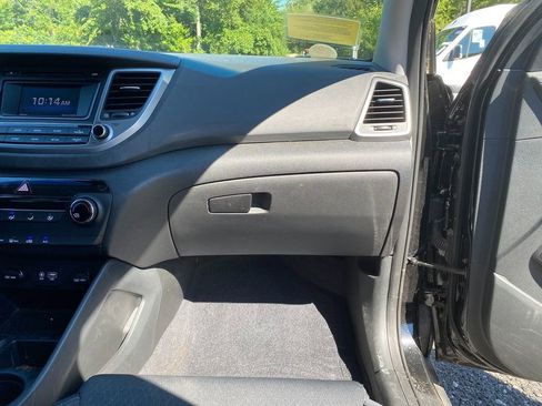 Used 2018 Hyundai Tucson SE AWD/4WD image 27