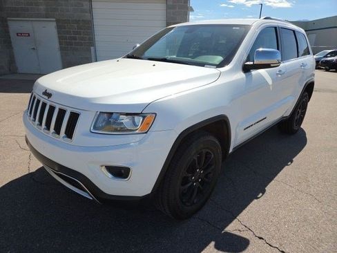 Used 2015 Jeep Grand Cherokee Limited w/ Trailer Tow Group IV AWD/4WD image 8