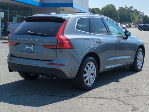 Used 2019 Volvo XC60 T5 Momentum w/ Multimedia Package AWD/4WD image 5