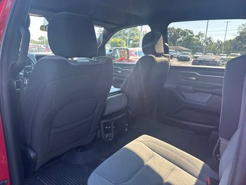 Used 2022 RAM 1500 Big Horn AWD/4WD image 10