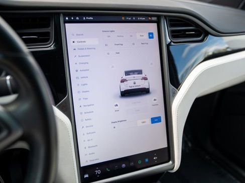 Used 2020 Tesla Model X Long Range image 38