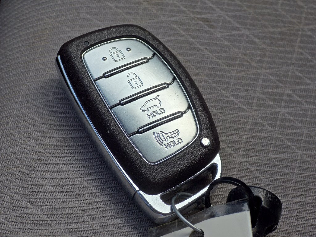 Used 2016 Hyundai Tucson Sport FWD image 33