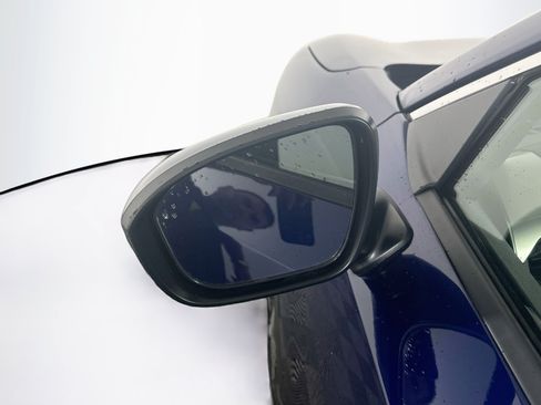 Used 2025 Nissan Kicks SV FWD image 16