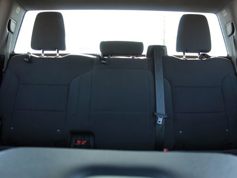 Used 2021 Chevrolet Silverado 1500 Custom image 13