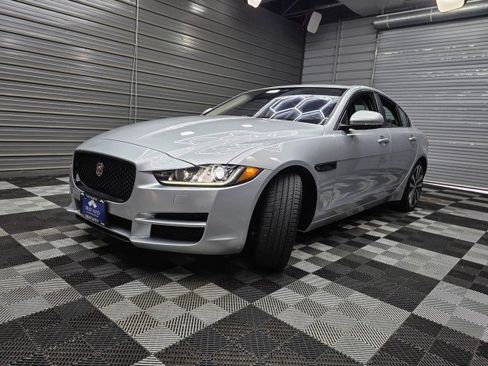 Used 2017 Jaguar XE Prestige RWD image 41