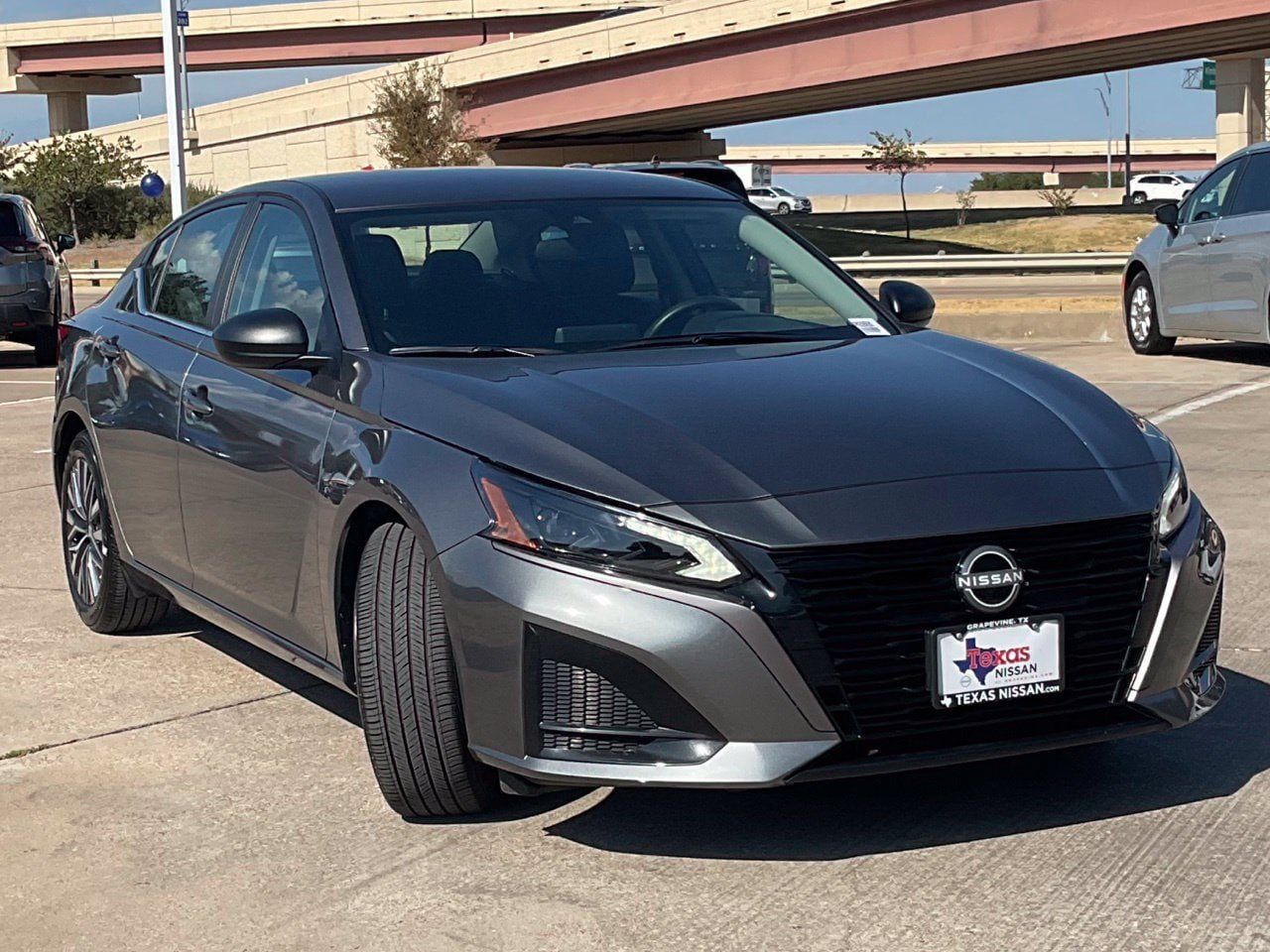 Used 2026 Nissan Altima 2.5 SV FWD image 3