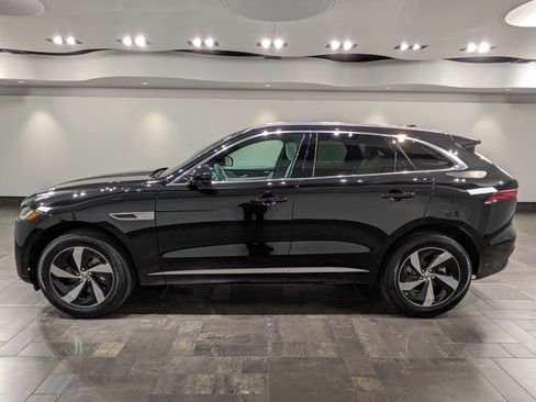 Used 2025 Jaguar F-PACE R-Dynamic S image 3
