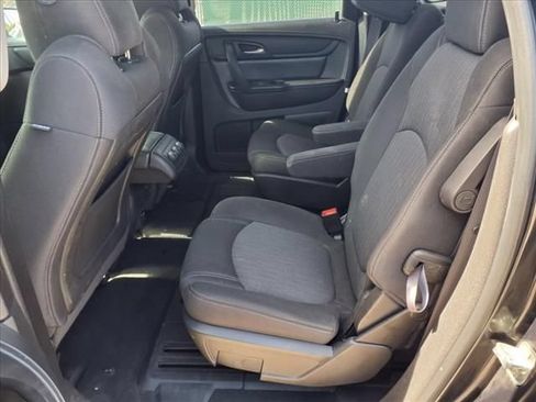 Used 2015 Chevrolet Traverse LT w/ Style and Technology Package FWD image 10