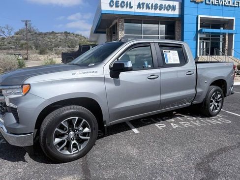 Used 2023 Chevrolet Silverado 1500 LT AWD/4WD image 10