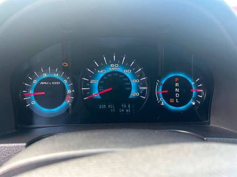 Used 2012 Ford Fusion SEL FWD image 12