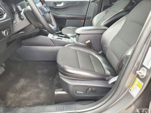 Used 2025 Ford Escape ST-Line AWD/4WD image 17