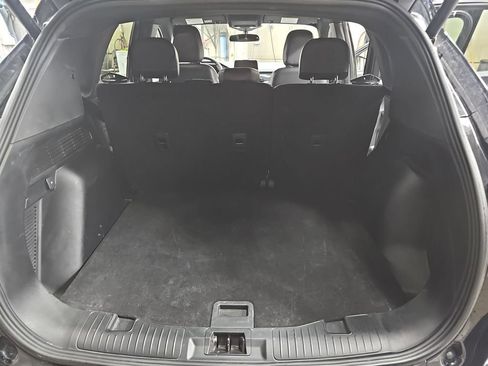 Used 2024 Ford Escape ST-Line image 12