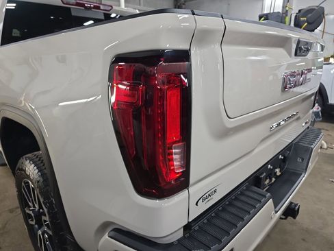 New 2026 GMC Sierra 1500 AT4 w/ AT4 Premium Package AWD/4WD image 32