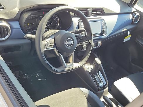 New 2025 Nissan Versa SV w/ Trunk Package image 4