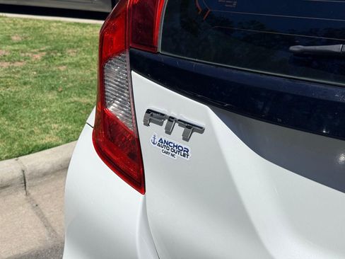 Used 2019 Honda Fit LX image 10