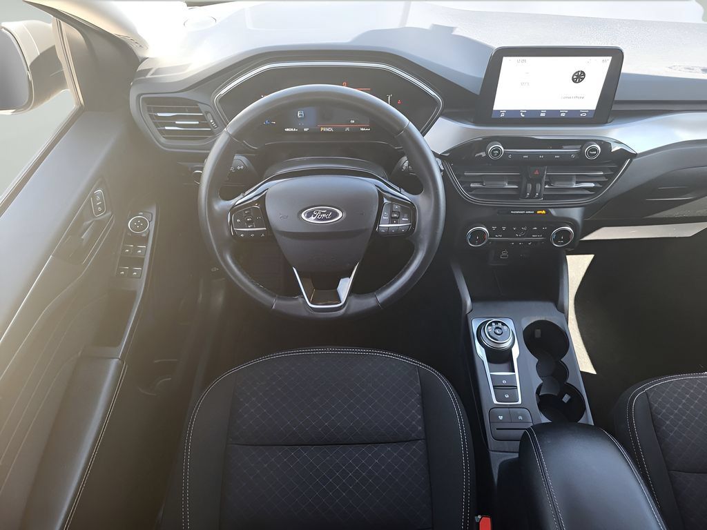 Used 2024 Ford Escape Active w/ Cold Weather Package FWD image 12