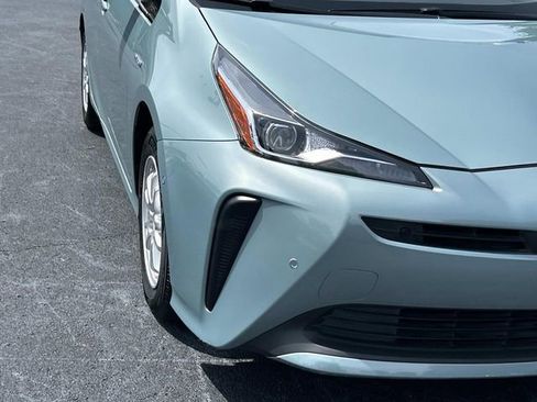 Used 2020 Toyota Prius LE FWD image 10