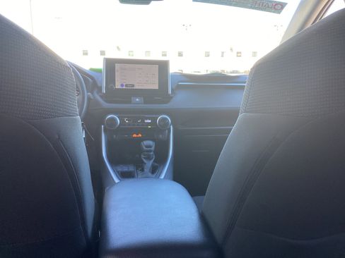 Certified 2025 Toyota RAV4 LE image 18