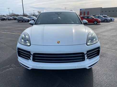 Used 2019 Porsche Cayenne image 4