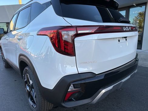 New 2026 Kia Seltos S image 9