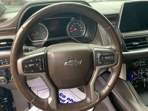 Used 2021 Chevrolet Suburban Z71 w/ Z71 Off-Road Package image 16