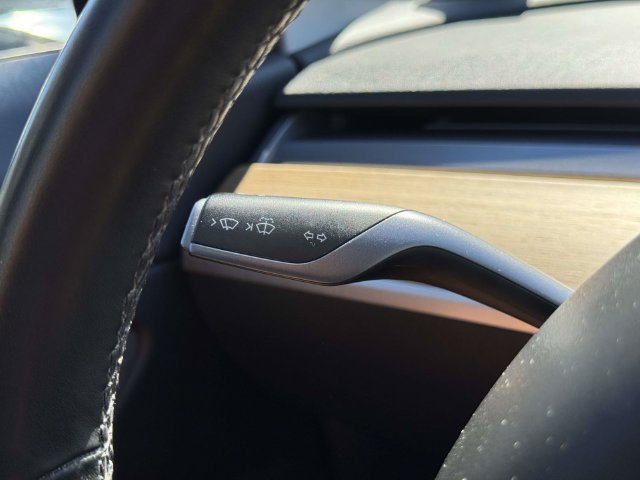 Used 2018 Tesla Model 3 Long Range RWD image 25