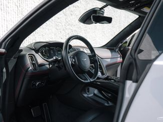 Used 2021 Aston Martin DBX video 2